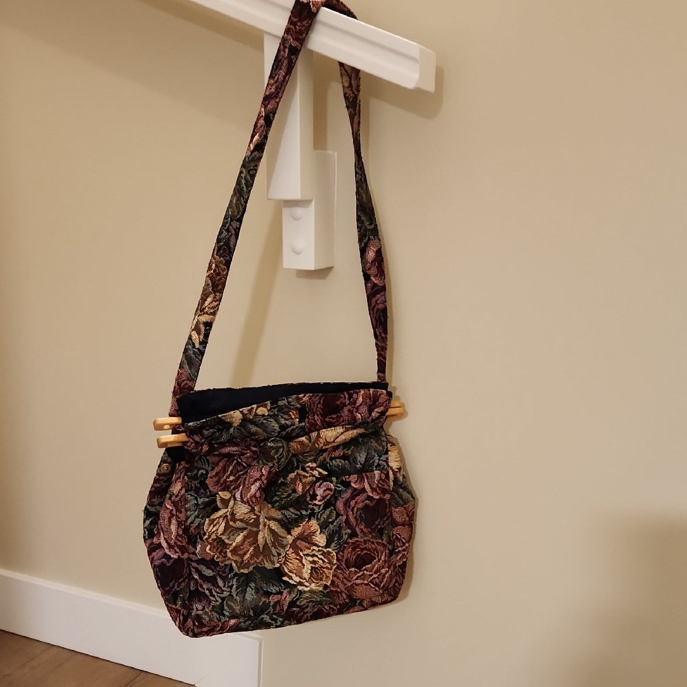 Floral Tapestry Shoulder Bag